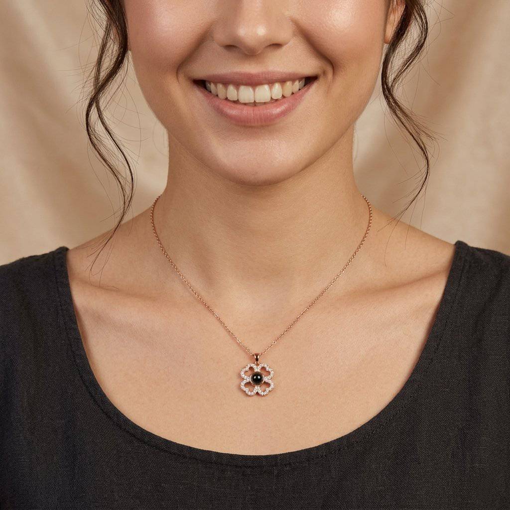 Personalized Four-Leaf Clover Photo Projection Necklace - Rose Gold1